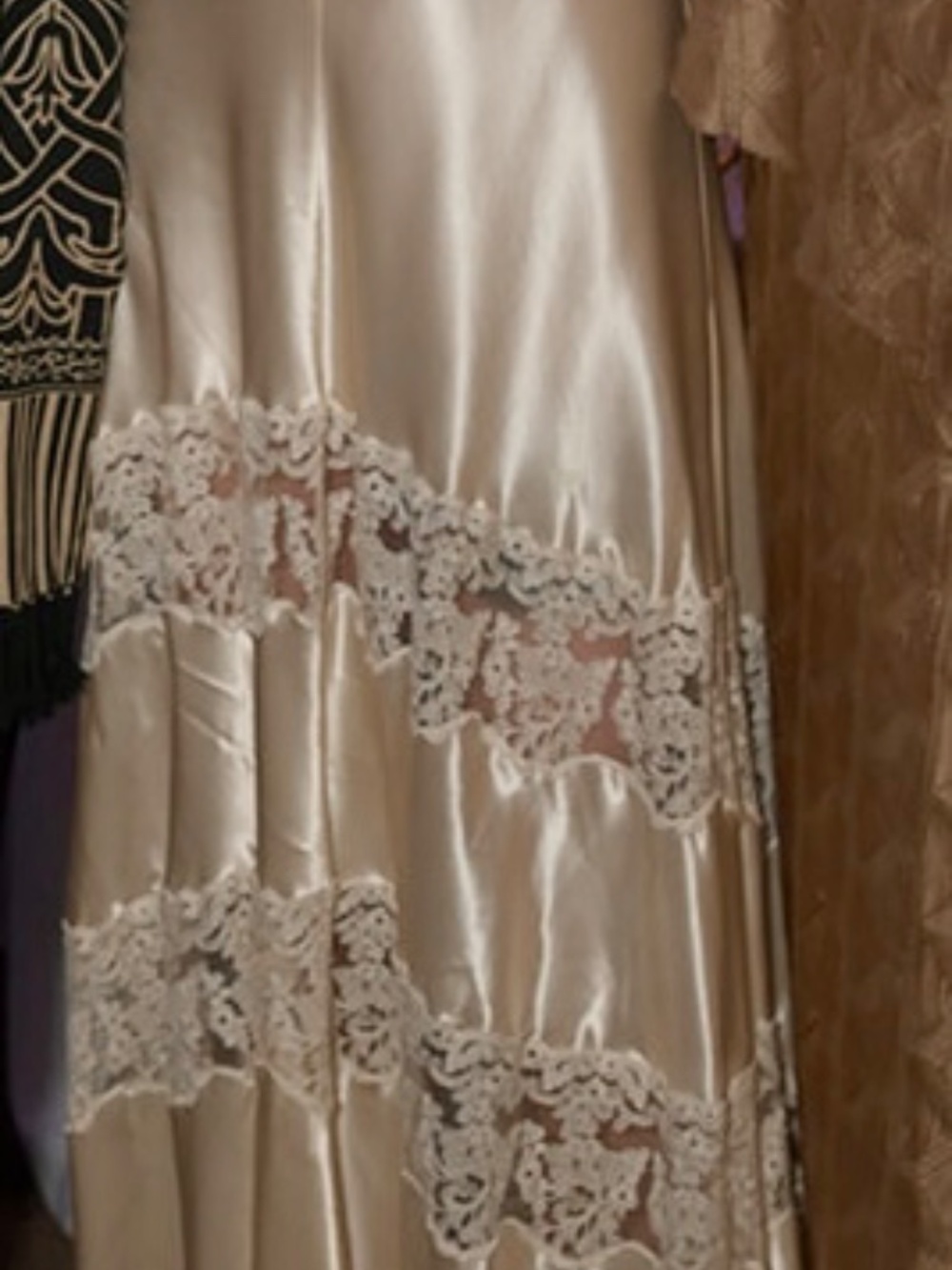 Alberta Ferretti Lace Panel Bridal Wedding Dress, Size Small - Picture 9 of 9